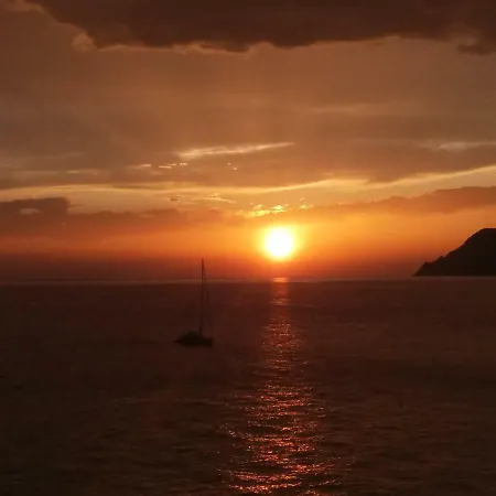 Ca'la Luna - In Centro Con Terrazza Riomaggiore
